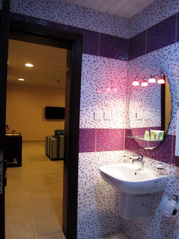 Jw Inn Hotel Nadinah Номер фото